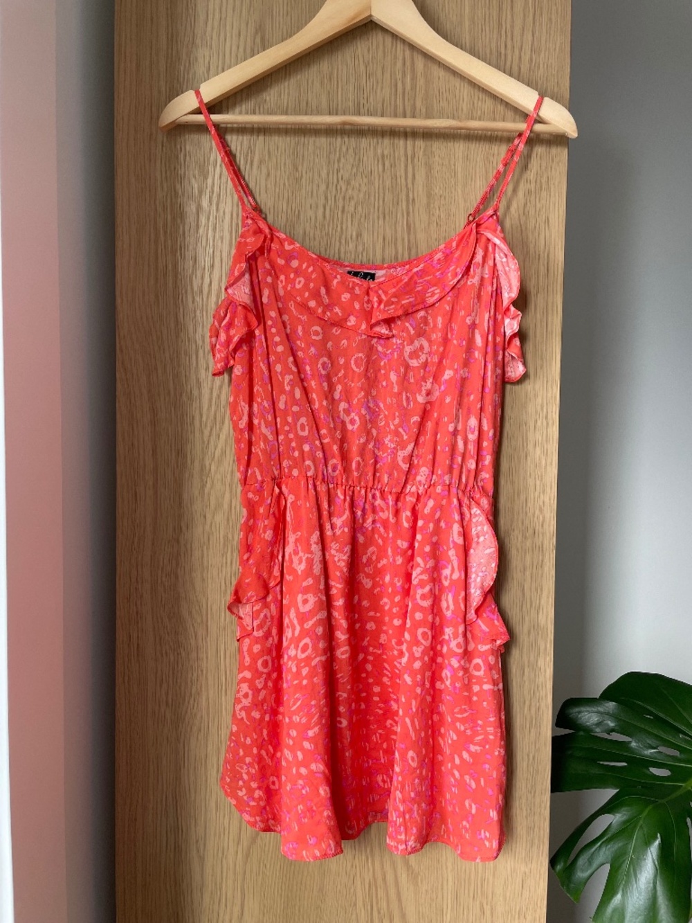 Aritzia Talula UIla Ruffle Dress - Size XS
